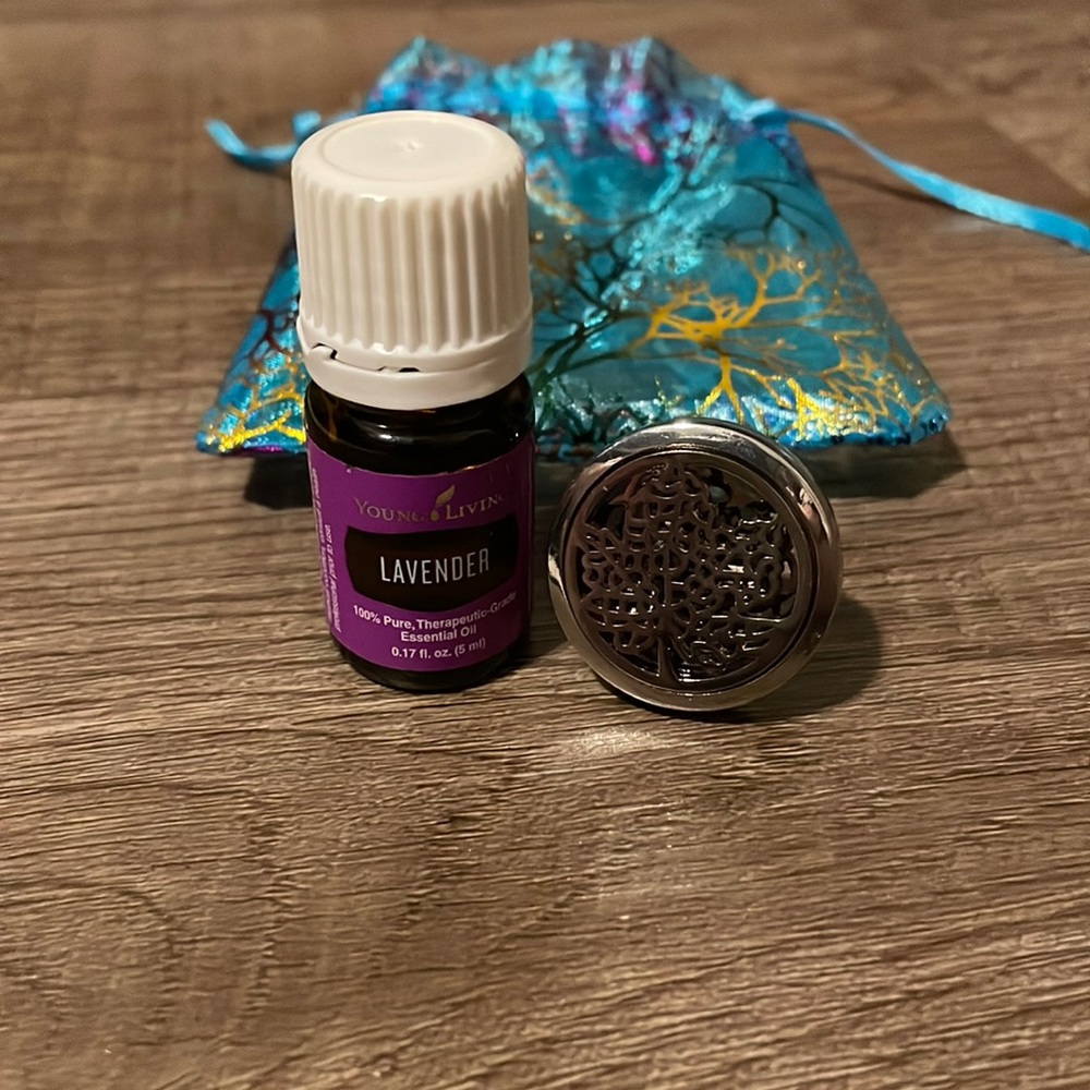 Car vent diffuser and Young Living Lavender essential oil